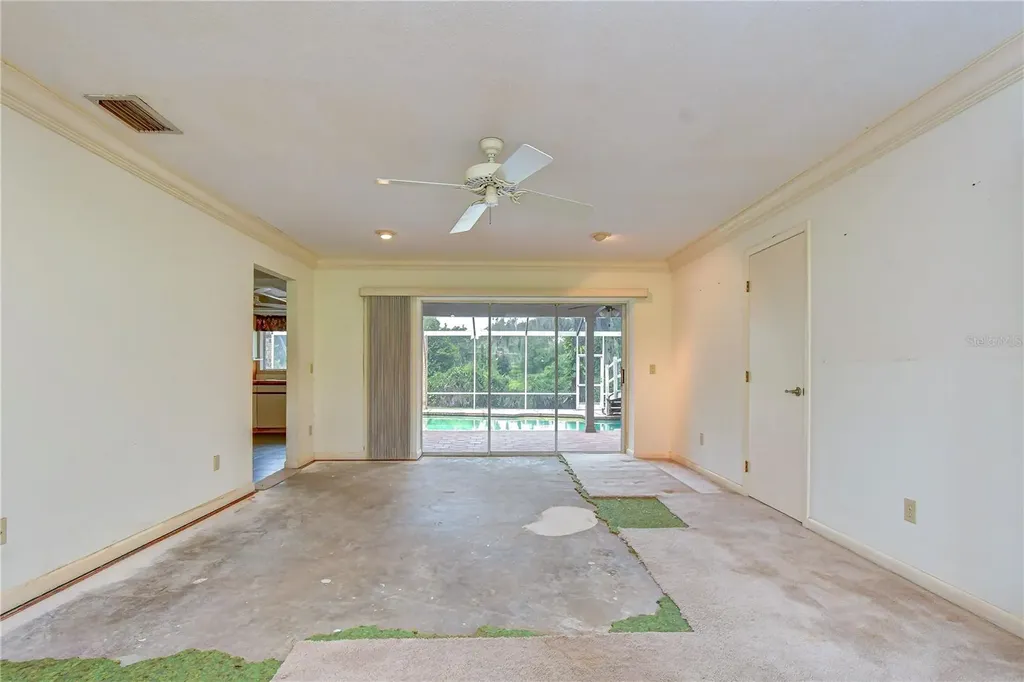 914 S Miller Road Valrico FL 33594