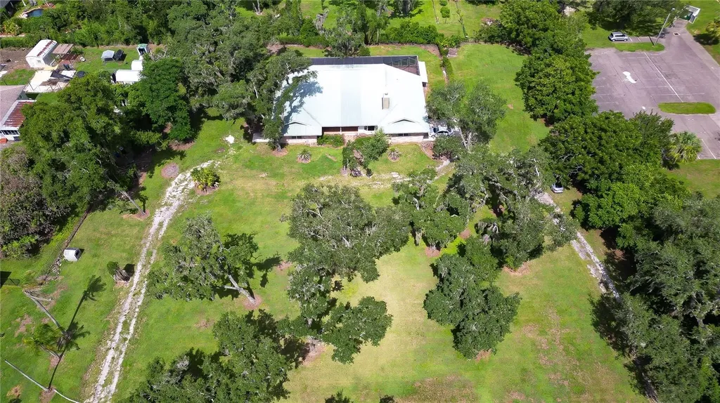 914 S Miller Road Valrico FL 33594