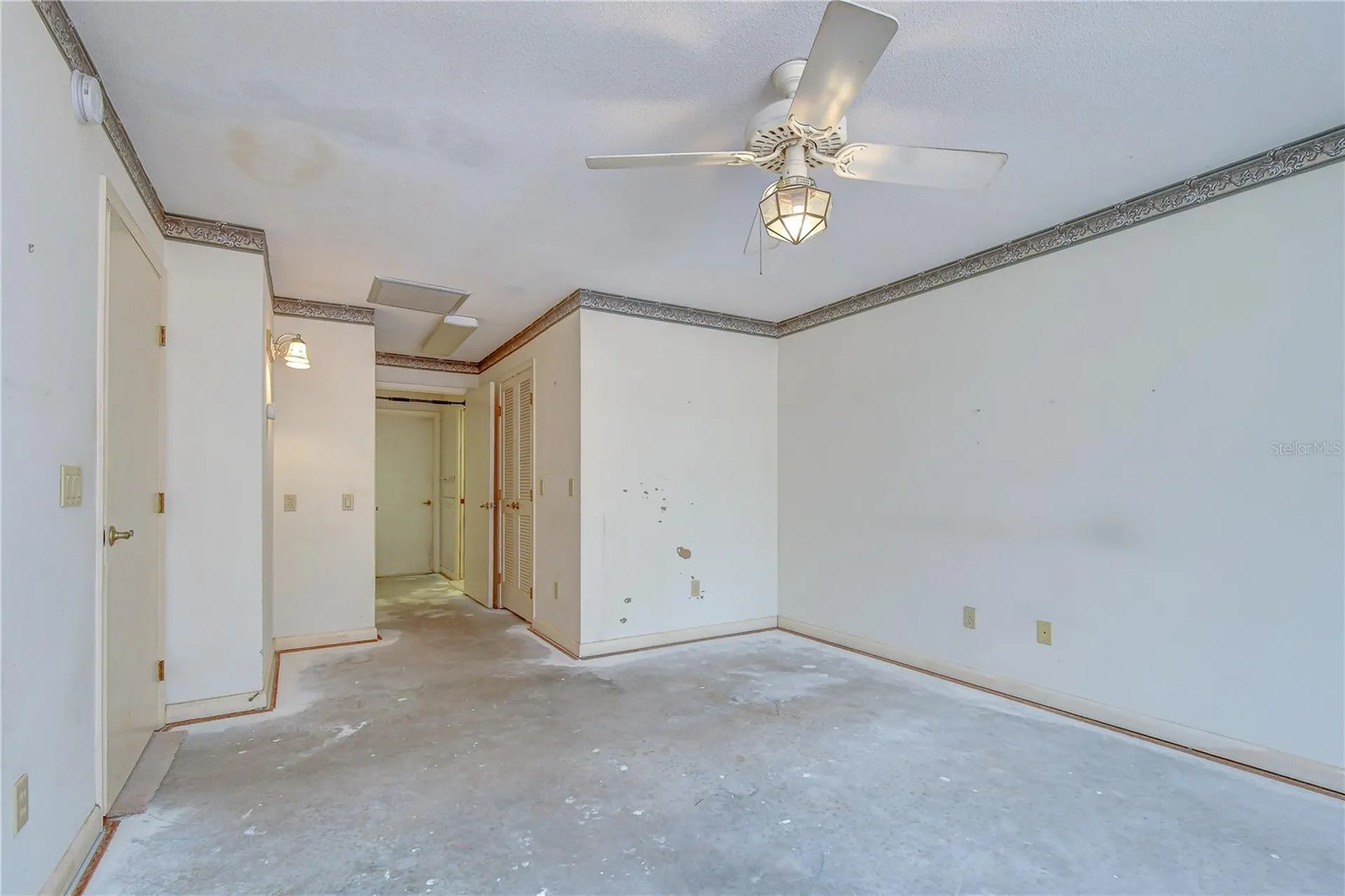 914 S Miller Road Valrico FL 33594
