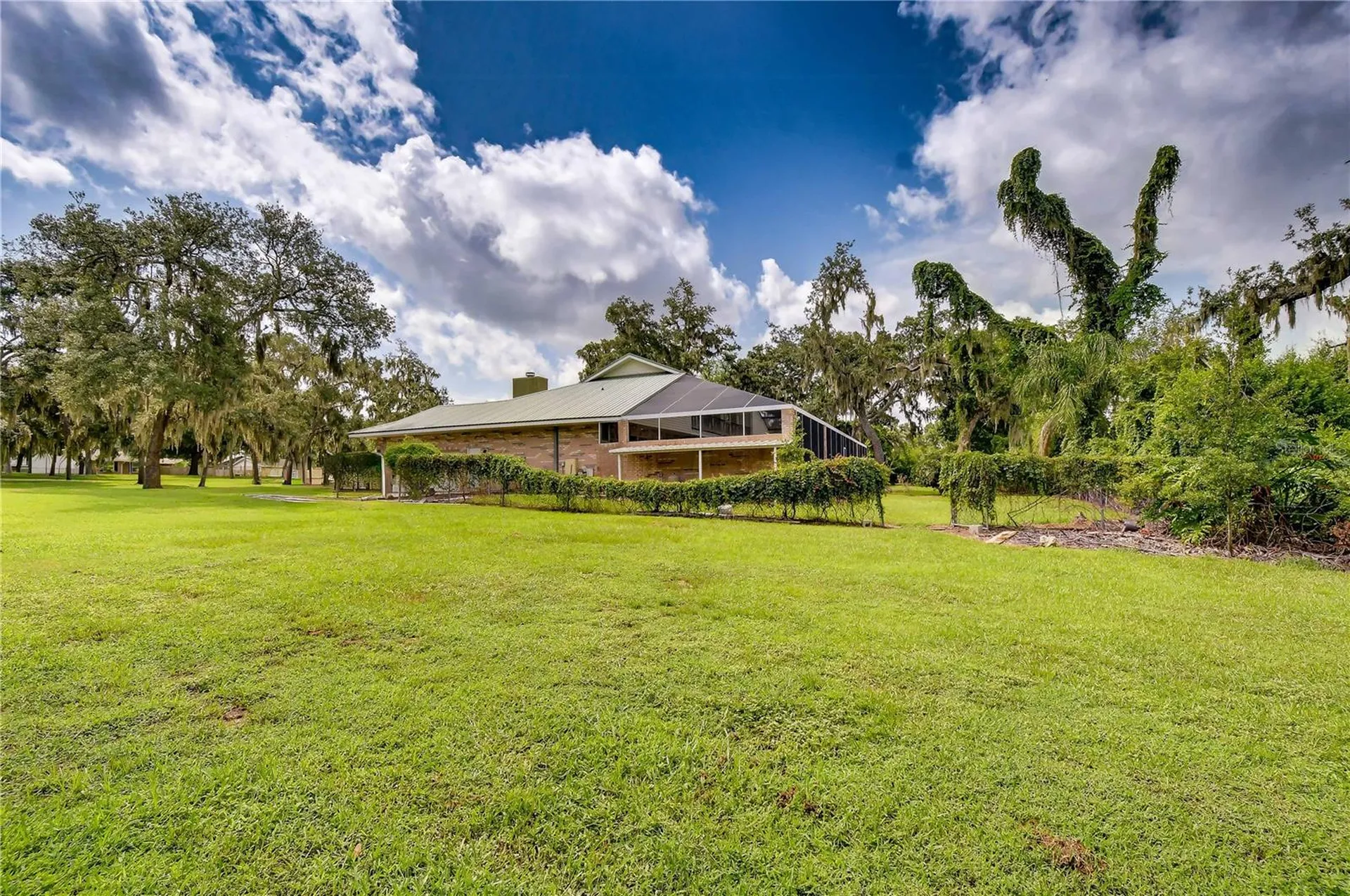 914 S Miller Road Valrico FL 33594