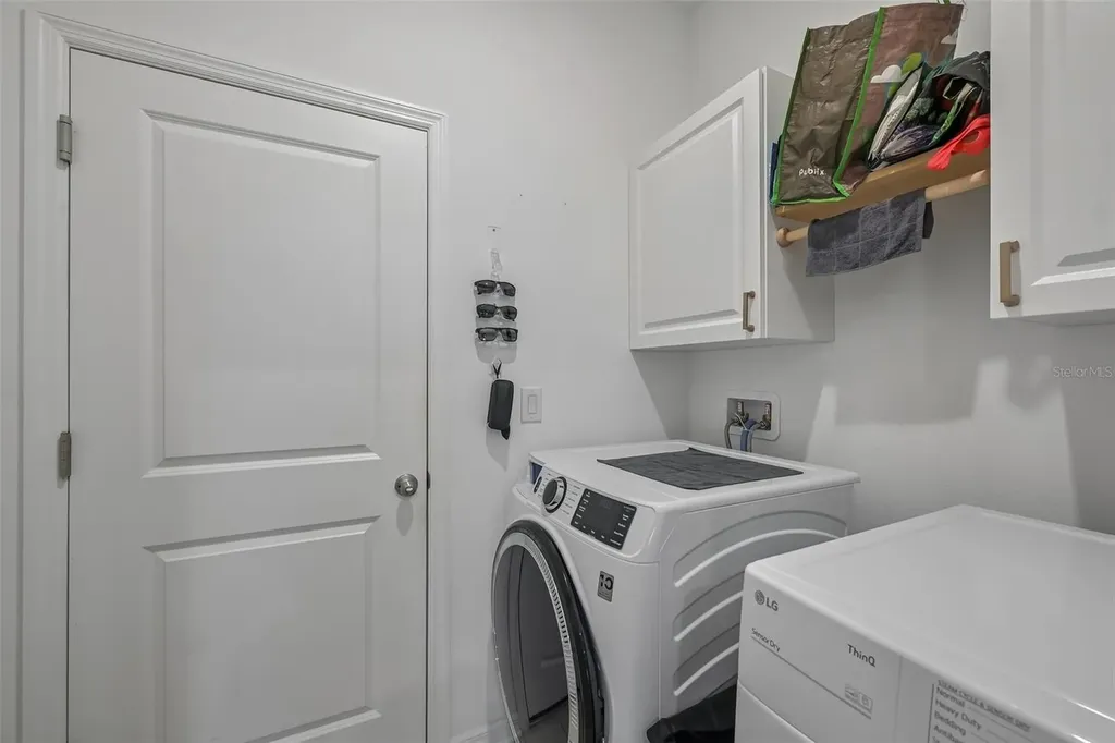 5518 Los Robles Court Palmetto FL 34221