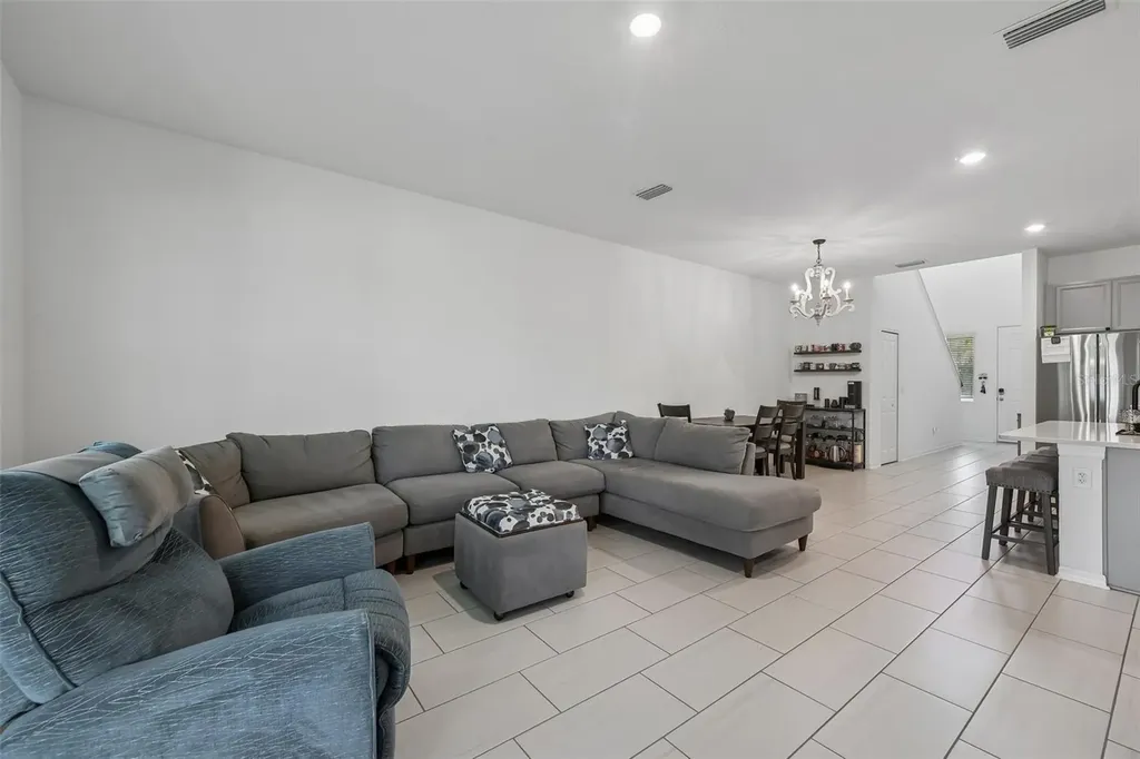 5518 Los Robles Court Palmetto FL 34221