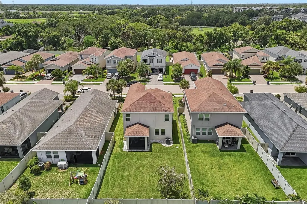 5518 Los Robles Court Palmetto FL 34221