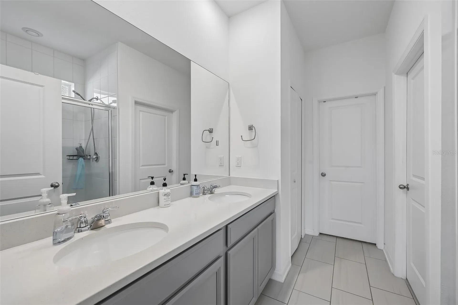 5518 Los Robles Court Palmetto FL 34221