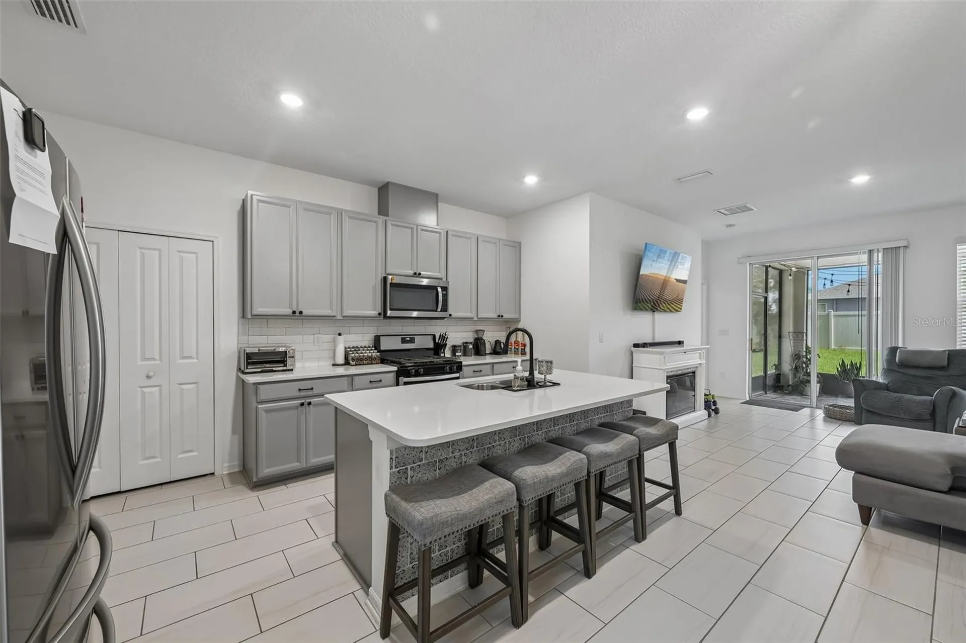 5518 Los Robles Court Palmetto FL 34221