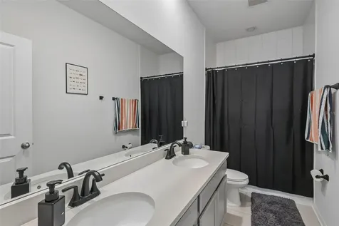 5518 Los Robles Court Palmetto FL 34221