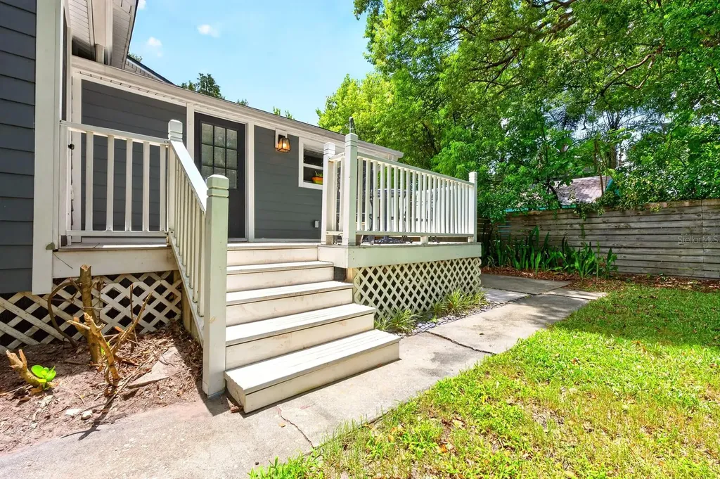 1409 E Gore Street Orlando FL 32806