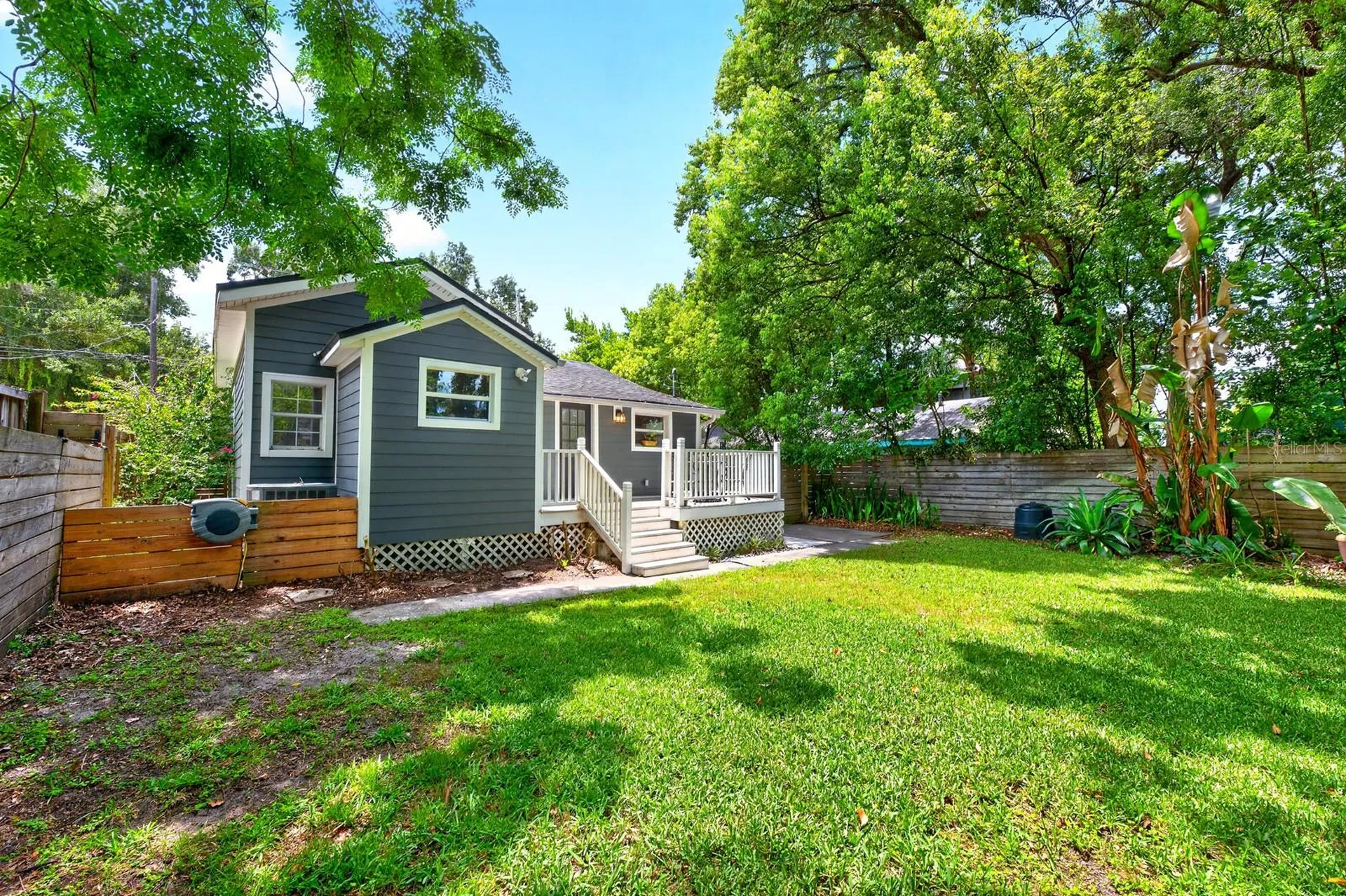 1409 E Gore Street Orlando FL 32806