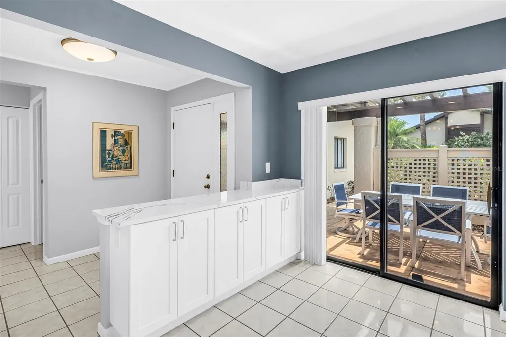 3174 Windrush Sarasota FL 34235