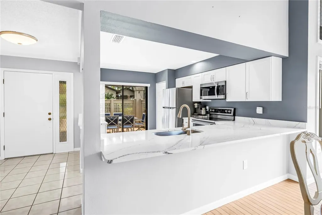 3174 Windrush Sarasota FL 34235