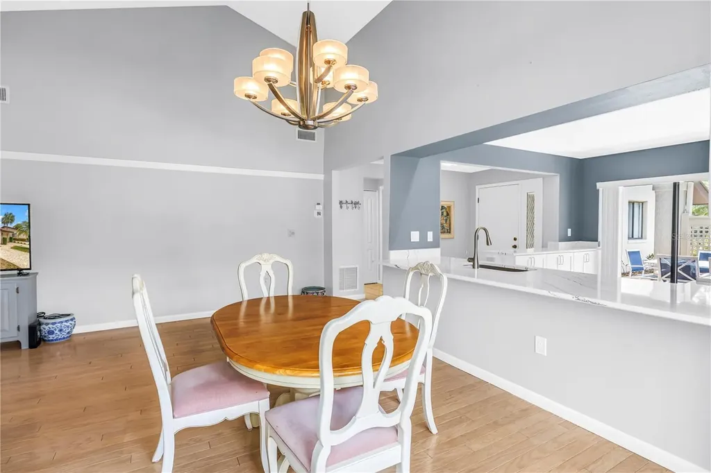 3174 Windrush Sarasota FL 34235