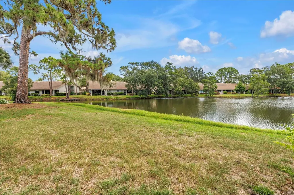 3174 Windrush Sarasota FL 34235