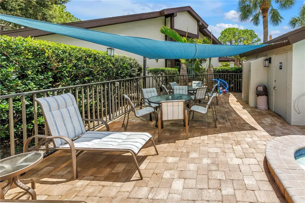 3174 Windrush Sarasota FL 34235