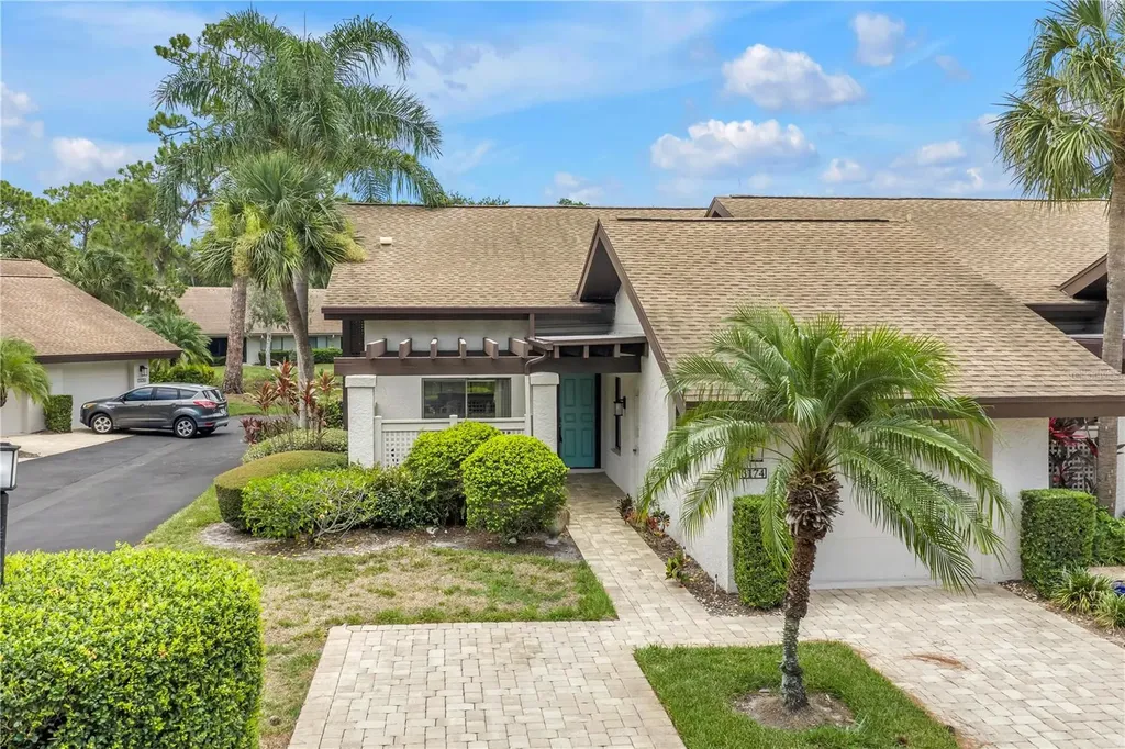 3174 Windrush Sarasota FL 34235
