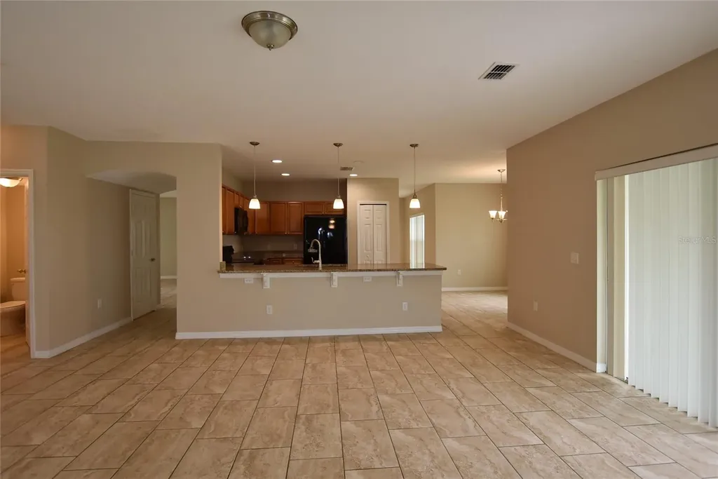527 Bristol Circle Kissimmee FL 34758