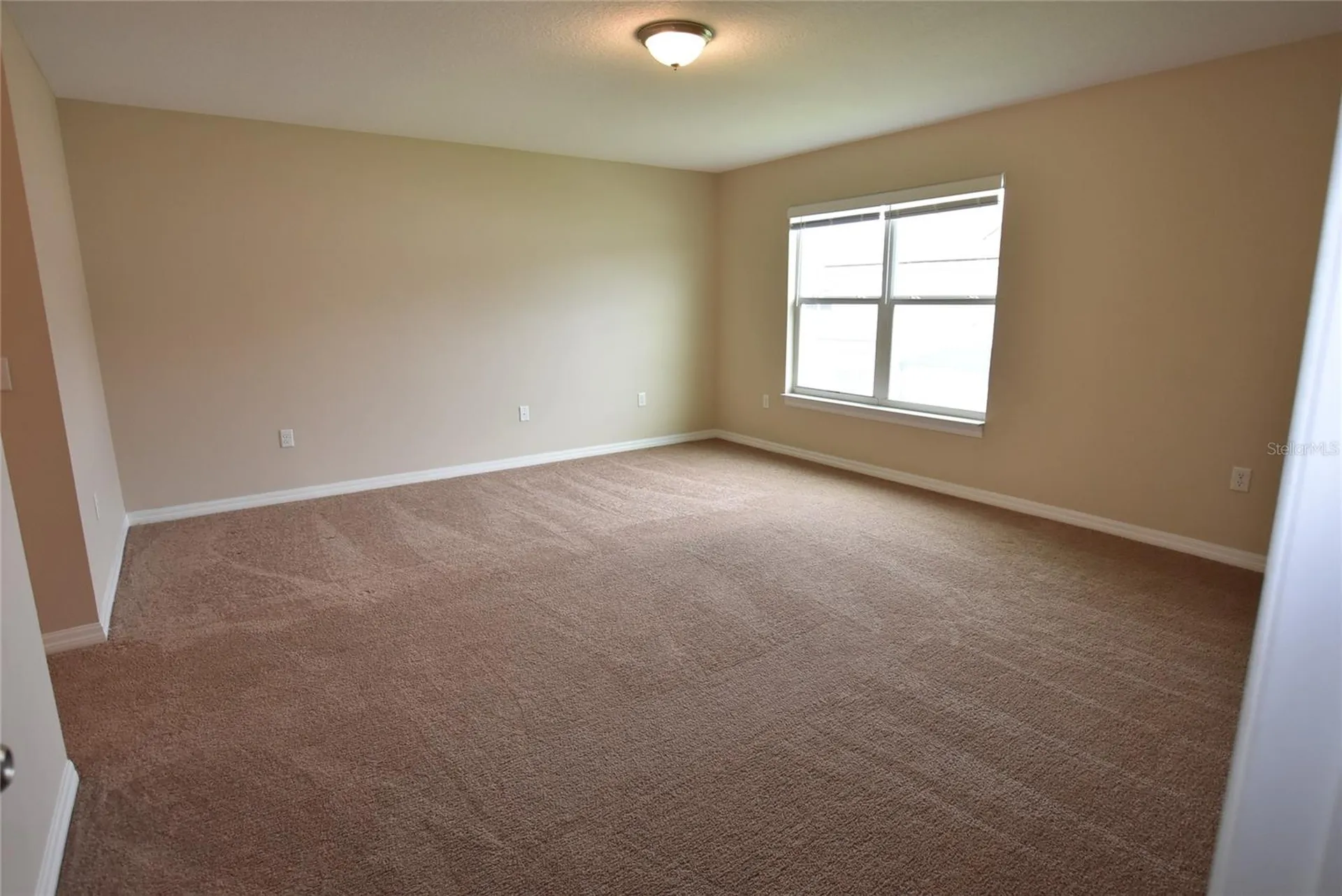 527 Bristol Circle Kissimmee FL 34758