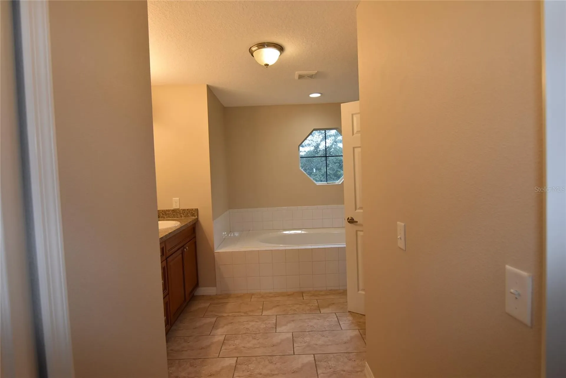 527 Bristol Circle Kissimmee FL 34758