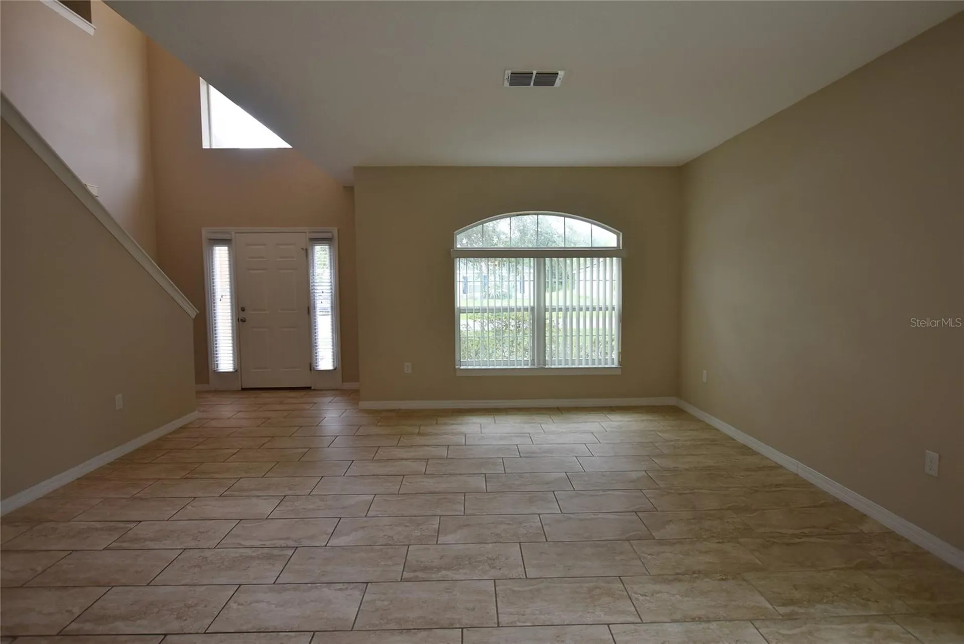 527 Bristol Circle Kissimmee FL 34758