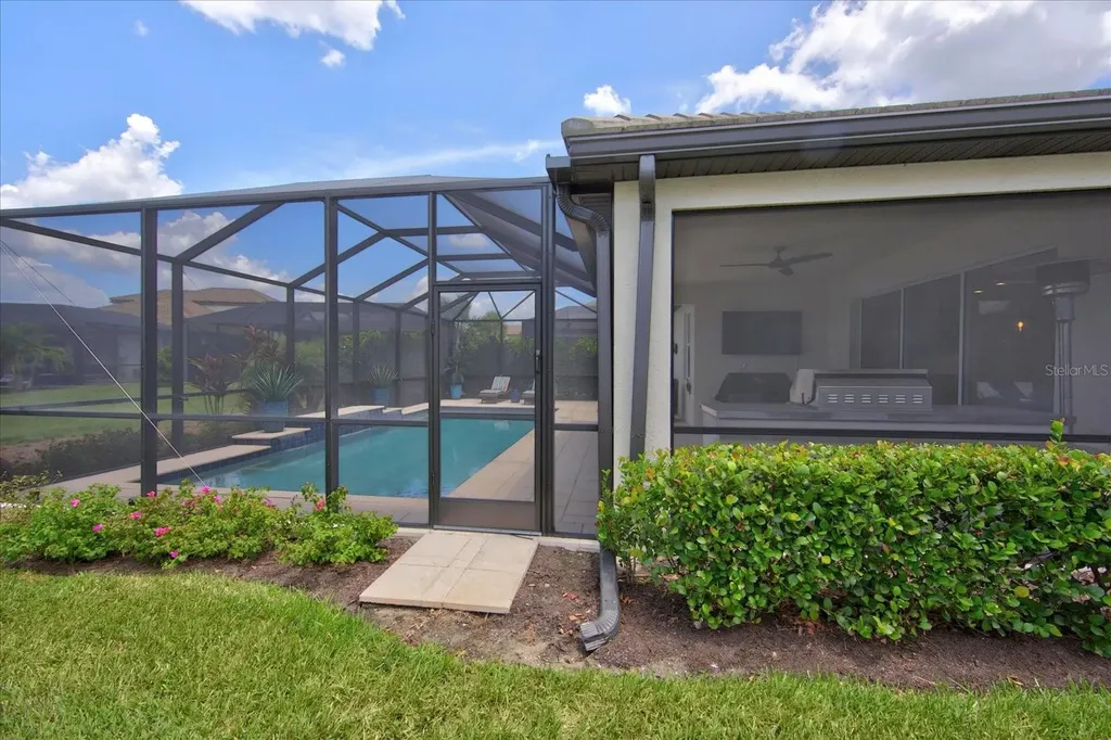 16929 Seraphic Trail Bradenton FL 34211