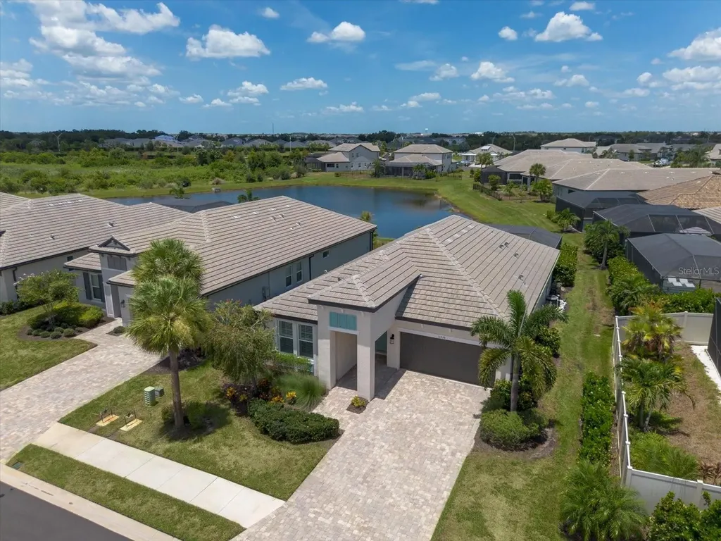 16929 Seraphic Trail Bradenton FL 34211