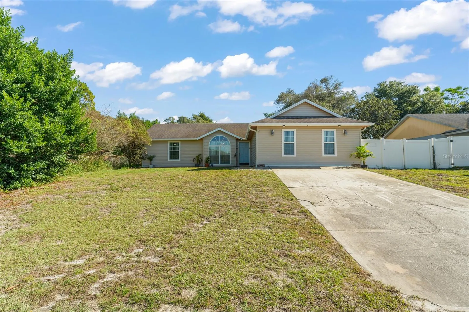 961 Millenbeck Avenue Deltona FL 32725