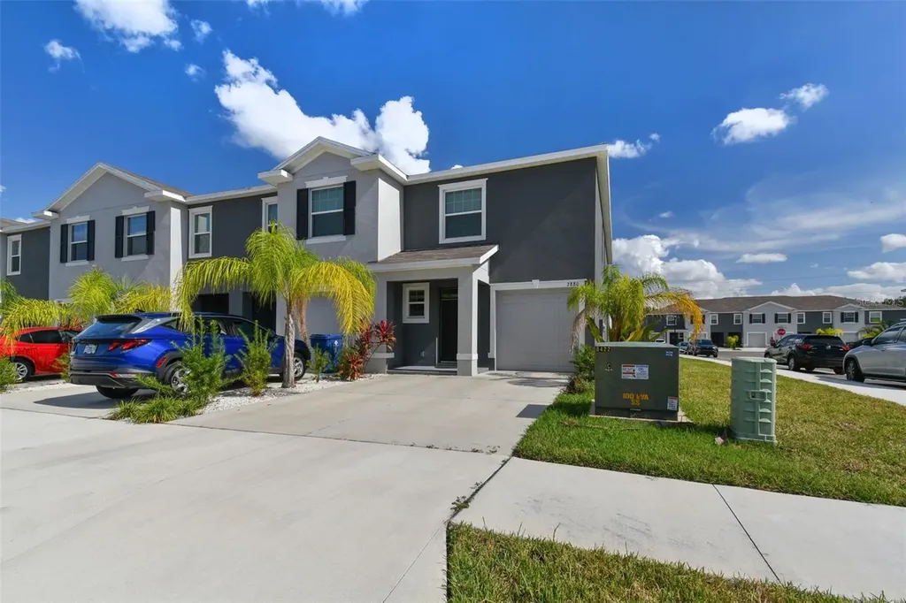 2880 Evergreen Elm Pass Wesley Chapel FL 33543