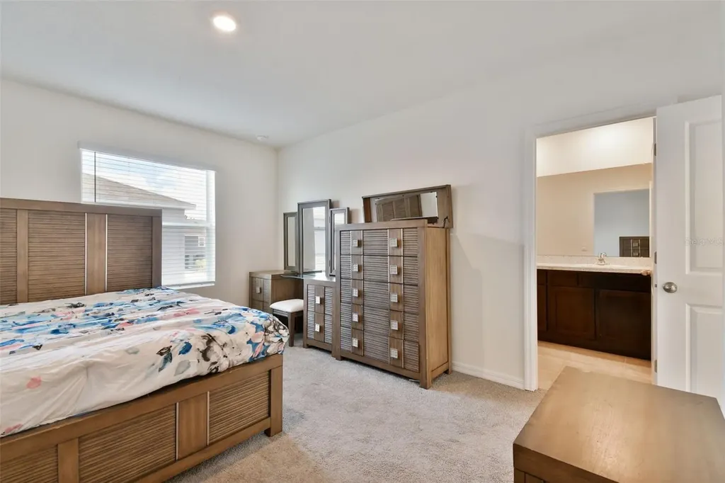 2880 Evergreen Elm Pass Wesley Chapel FL 33543