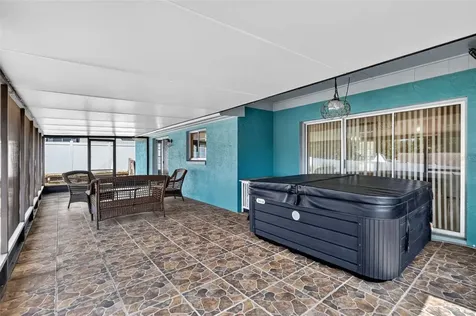 2738 Foxwood Court Orlando FL 32818
