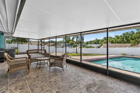 2738 Foxwood Court Orlando FL 32818