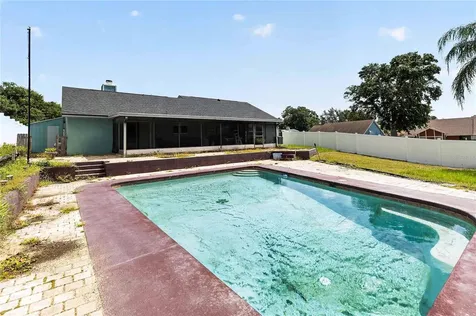 2738 Foxwood Court Orlando FL 32818