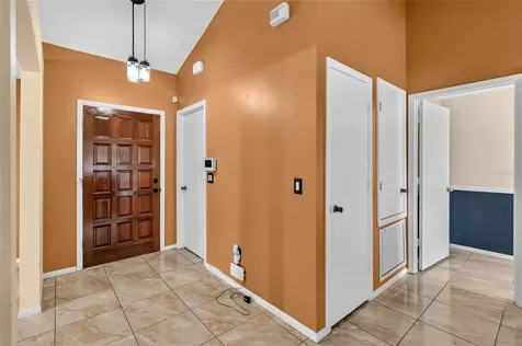 2738 Foxwood Court Orlando FL 32818