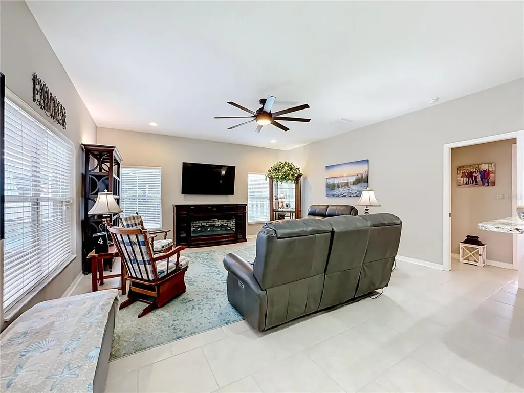 6161 Bobby Jones Court Palmetto FL 34221