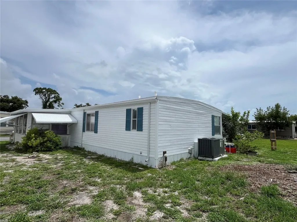 900 Jolanda Circle Venice FL 34285