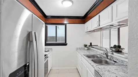 1412 Oak Place Apopka FL 32712