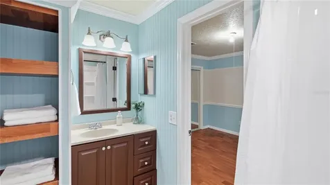 1412 Oak Place Apopka FL 32712