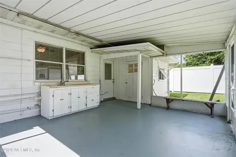 5239 Glenwood Avenue Jacksonville FL 32205