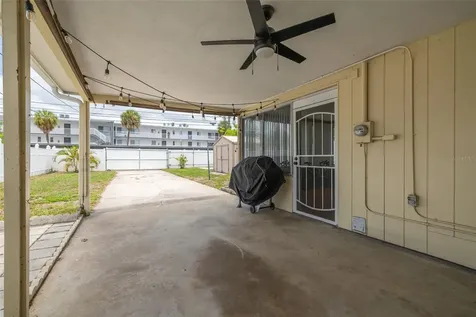 531 75th Avenue N St Petersburg FL 33702