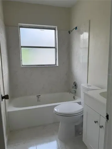 143 W Martin Street Apopka FL 32712