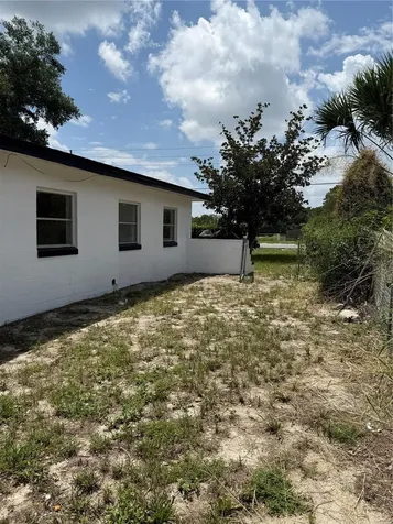 143 W Martin Street Apopka FL 32712