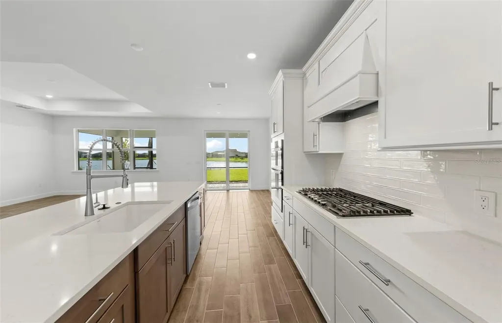 7617 Fulham Avenue Bradenton FL 34210