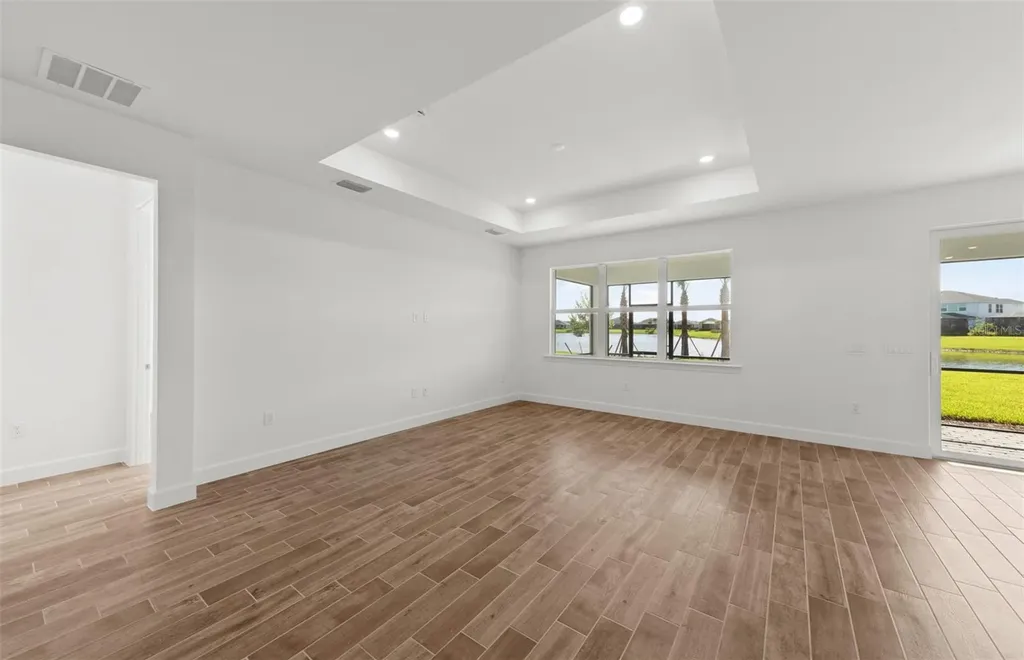 7617 Fulham Avenue Bradenton FL 34210