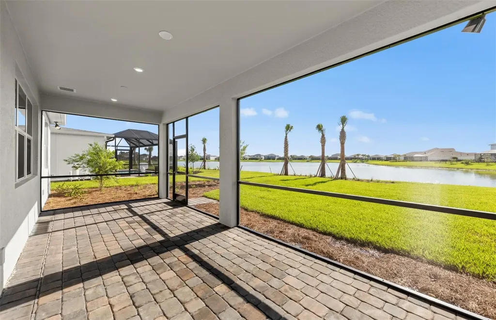7617 Fulham Avenue Bradenton FL 34210