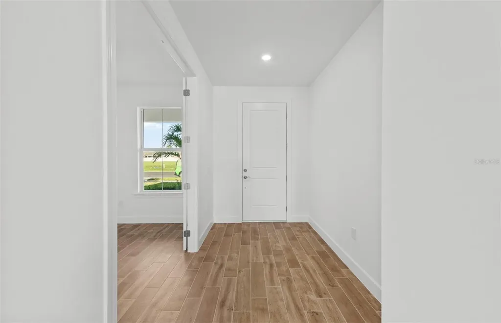 7617 Fulham Avenue Bradenton FL 34210
