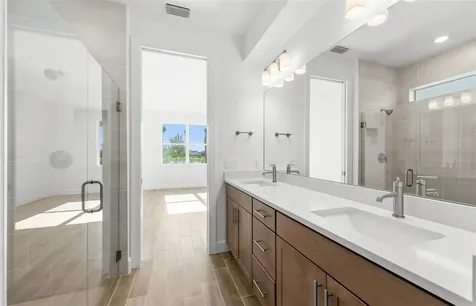 7617 Fulham Avenue Bradenton FL 34210