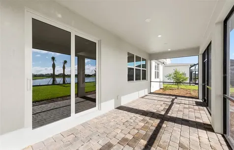 7617 Fulham Avenue Bradenton FL 34210