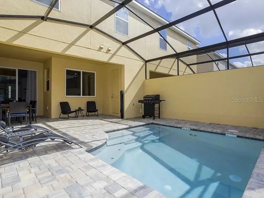 2182 Fleming Mist Place Kissimmee FL 34747