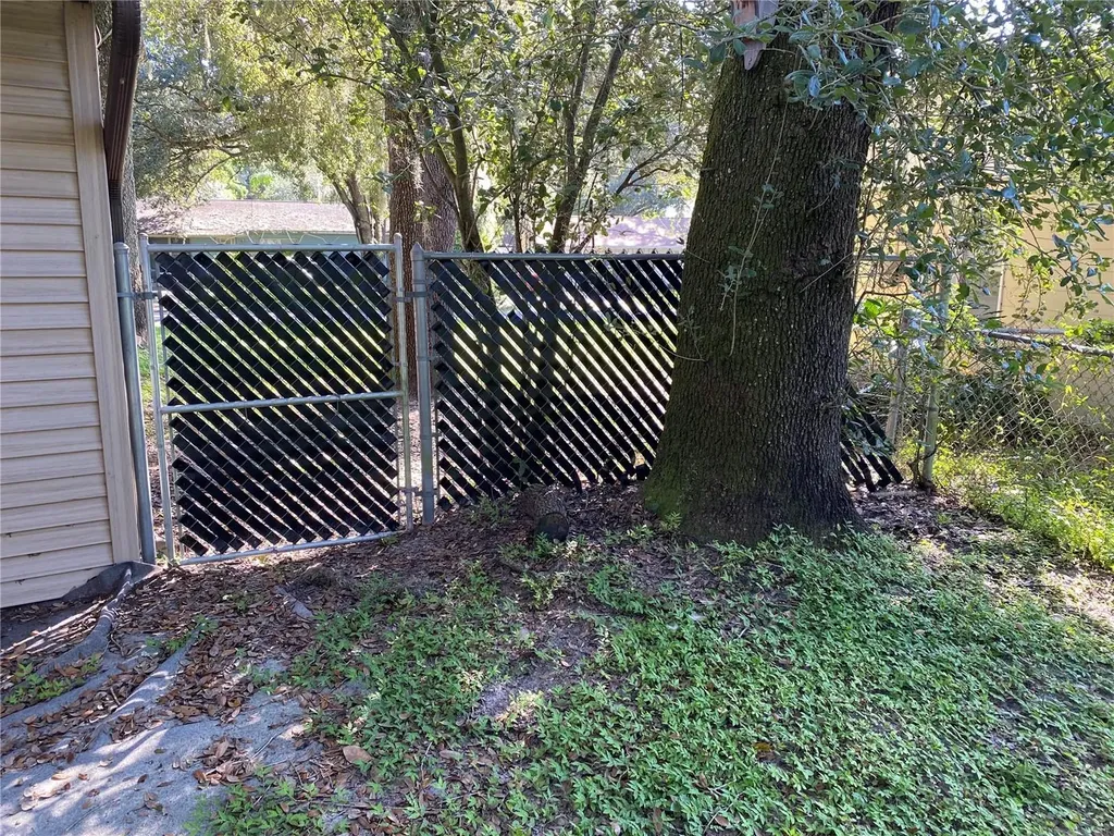 39648 Meadowood Loop Zephyrhills FL 33542