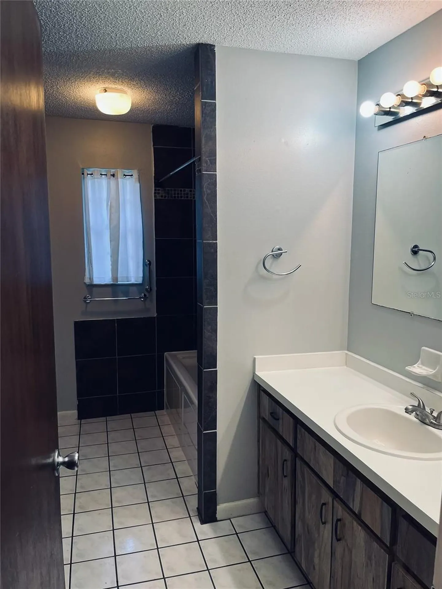39648 Meadowood Loop Zephyrhills FL 33542