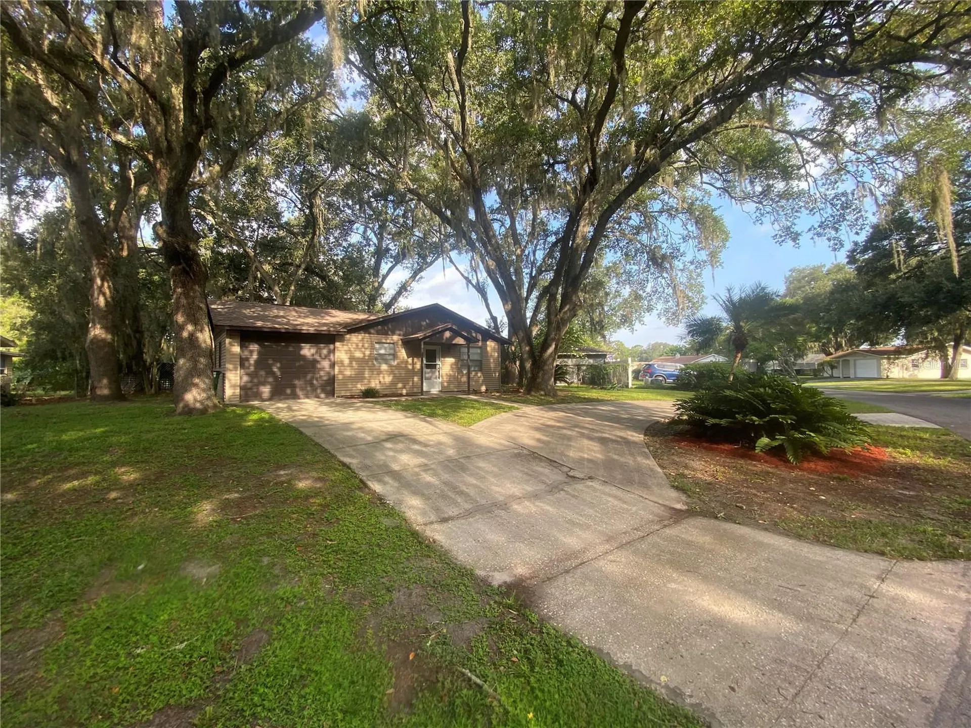 39648 Meadowood Loop Zephyrhills FL 33542