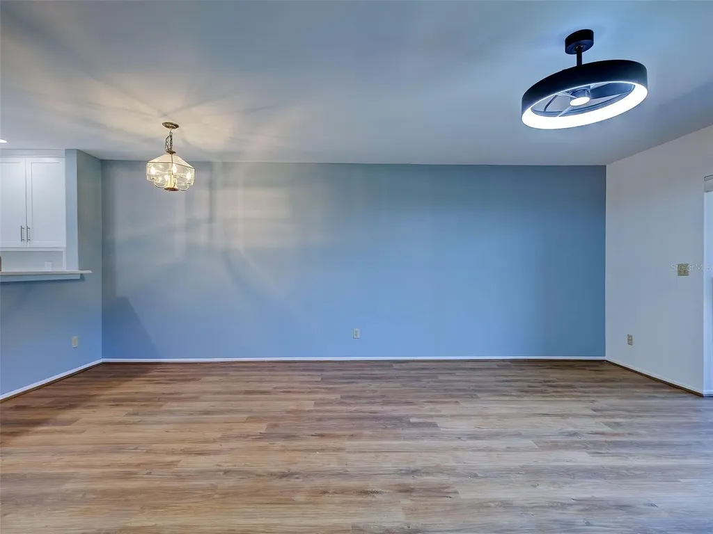 2004 Longpointe Circle Venice FL 34293